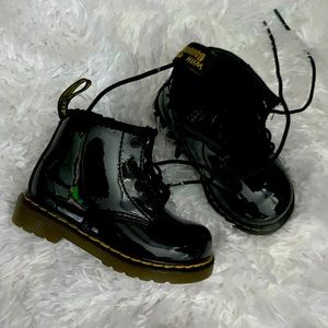 Toddler sz 6 Dr. Marten black boots